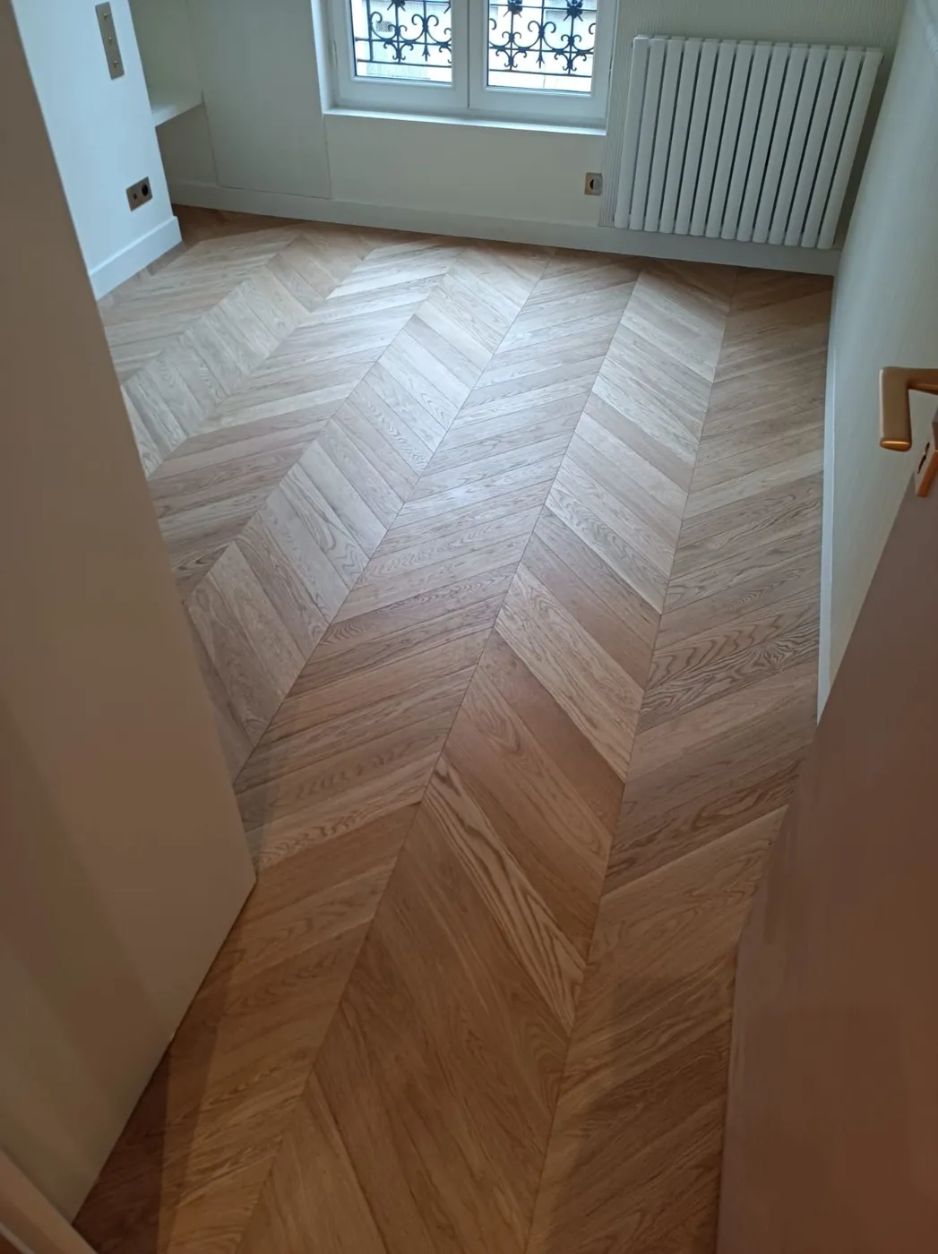 Pose de parquet par Sergio Renov
